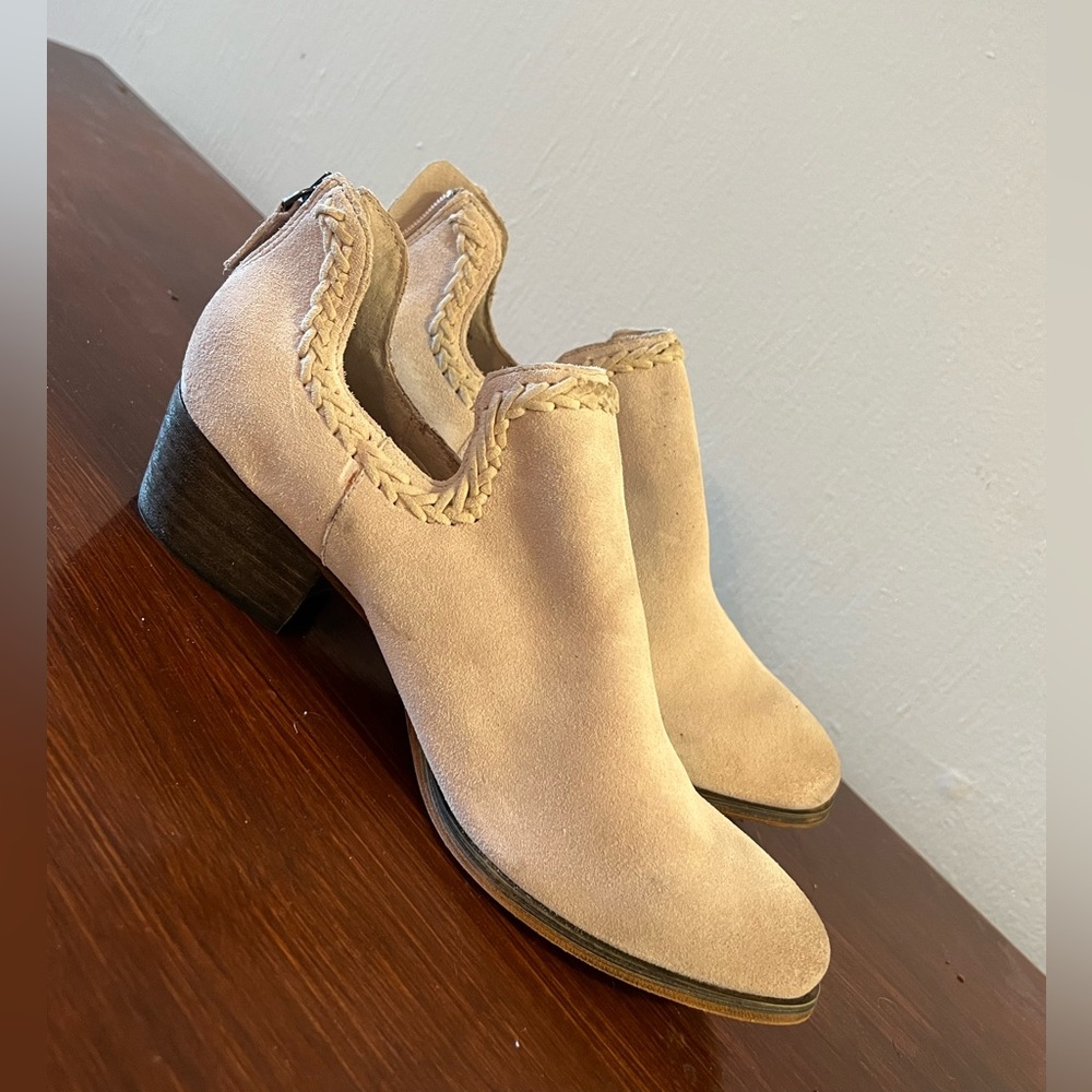 Light pink ankle boots- WORN ONCE!! Super cute and comfy!!